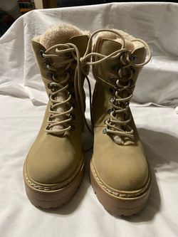 Women's Lace-Up Winter Boots with Sherpa Lining