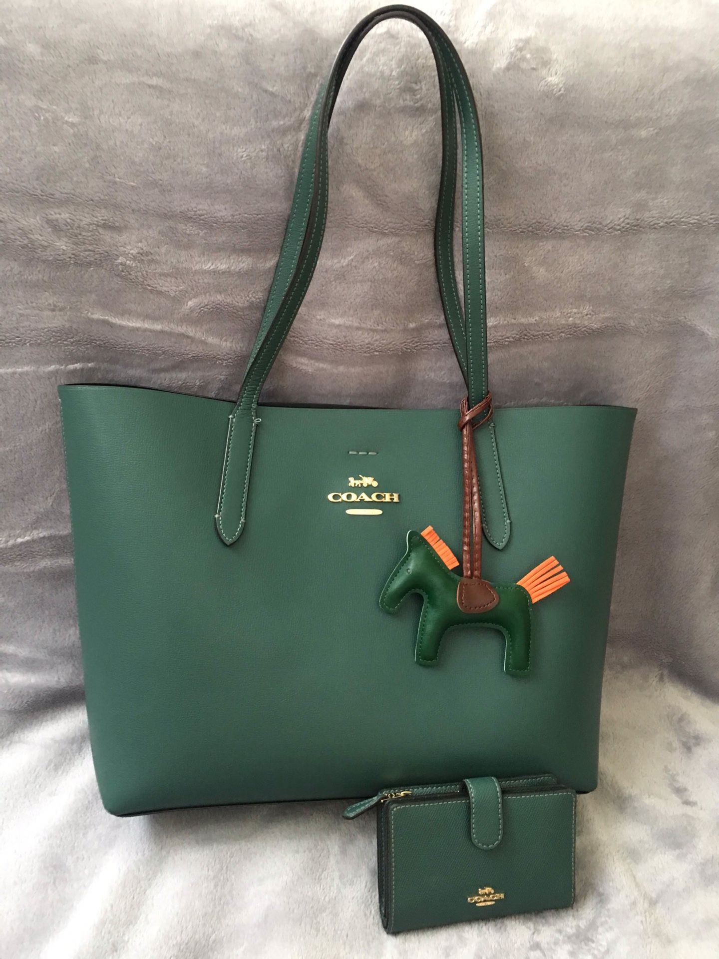 Green Coach tote bag set