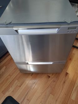 Like New! Fisher & Paykel Double Drawer Dishwasher