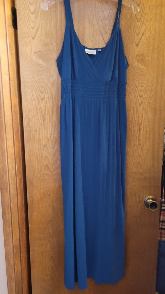 Avenue Teal Maxi Dress Size 18/20