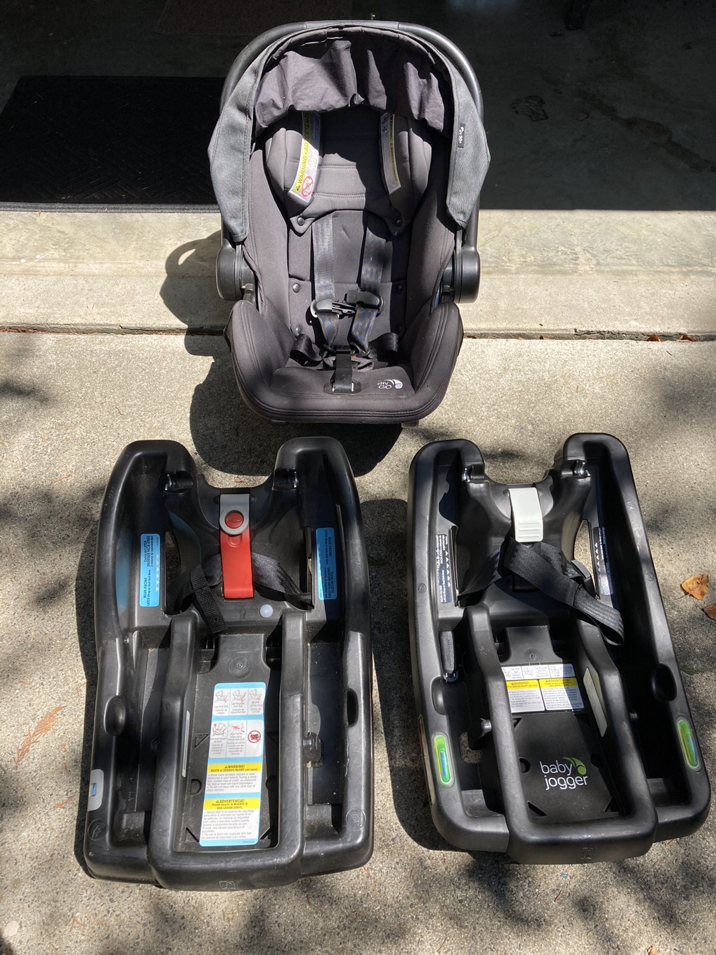 City Go by Baby Jogger Baby Seat plus Bases