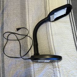 GOOSENECK DESK LAMP  INTERTEK