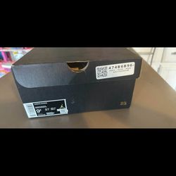 Jordan shows 9:5 size