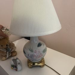 beautiful Vintage table lamp, vintage home decor, vintage home