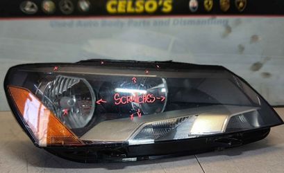 VOLKSWAGEN PASSAT HALOGEN PASSAT HEADLIGHT OEM 2012 - 2015