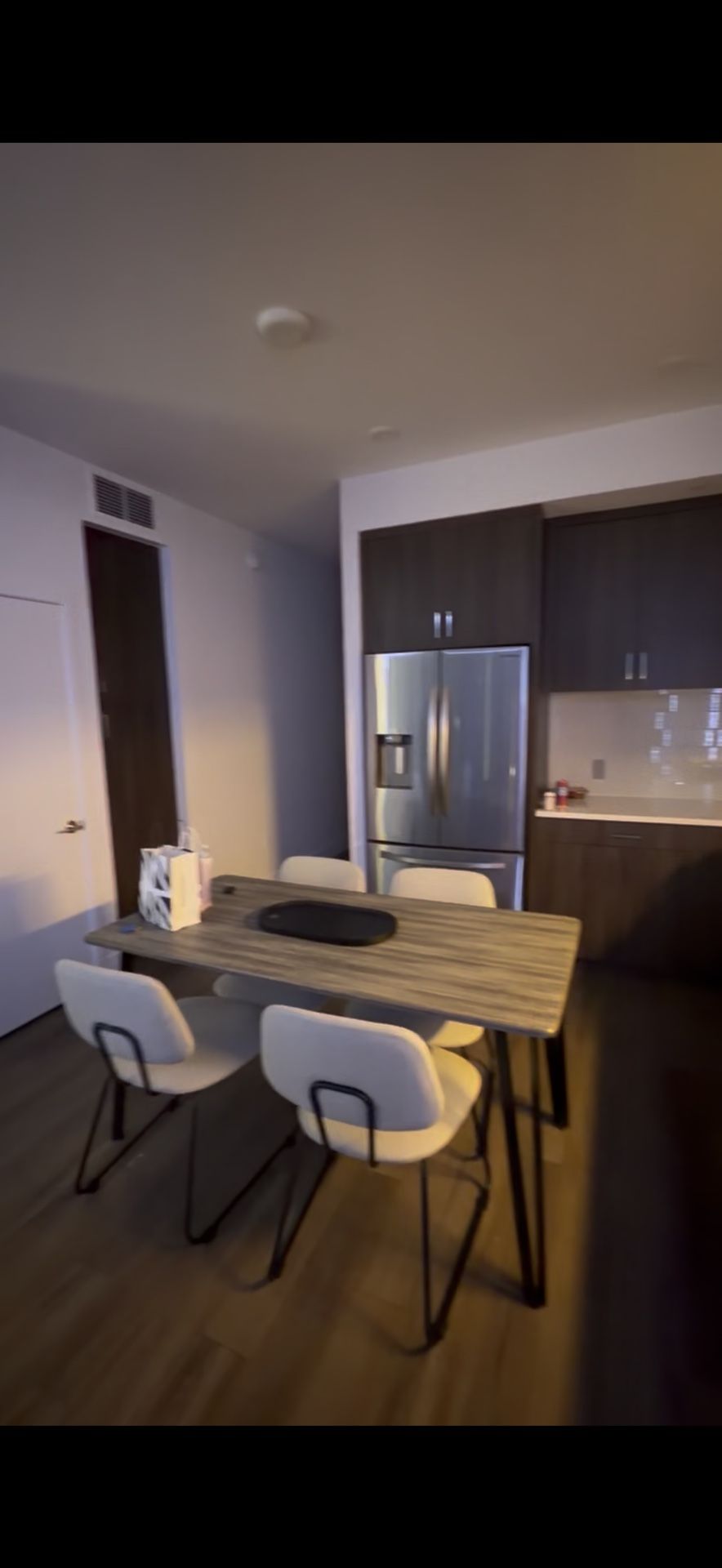 Kitchen Table With 4 Chairs 