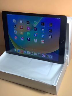 Apple iPad 9th Gen (2021) Space Gray 10.2 Tablet
