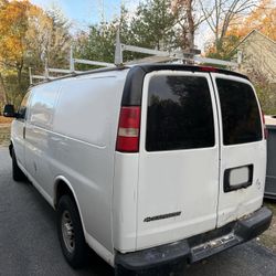 2009 Chevy Express 3500