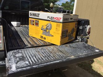 2) 120 V MAX /CORDED / CORDLESS 12" (305 mm ) DOUBLE BEVEL SLIDING MITER SAW KIT WHIT CUTLENEa