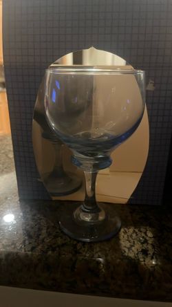 8 Nova Wine Glasses Libbey Style Vintage Light Blue