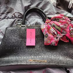 Betsey Johnson SKULLICIOUS 