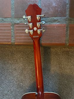Ephiphone hummingbird studio verison acoustic guitar