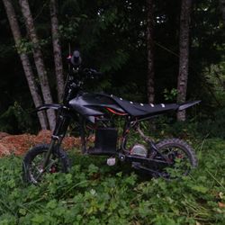 60v razor 1,500$