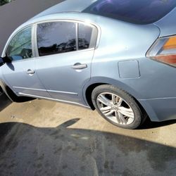 2012 Nissan Altima 