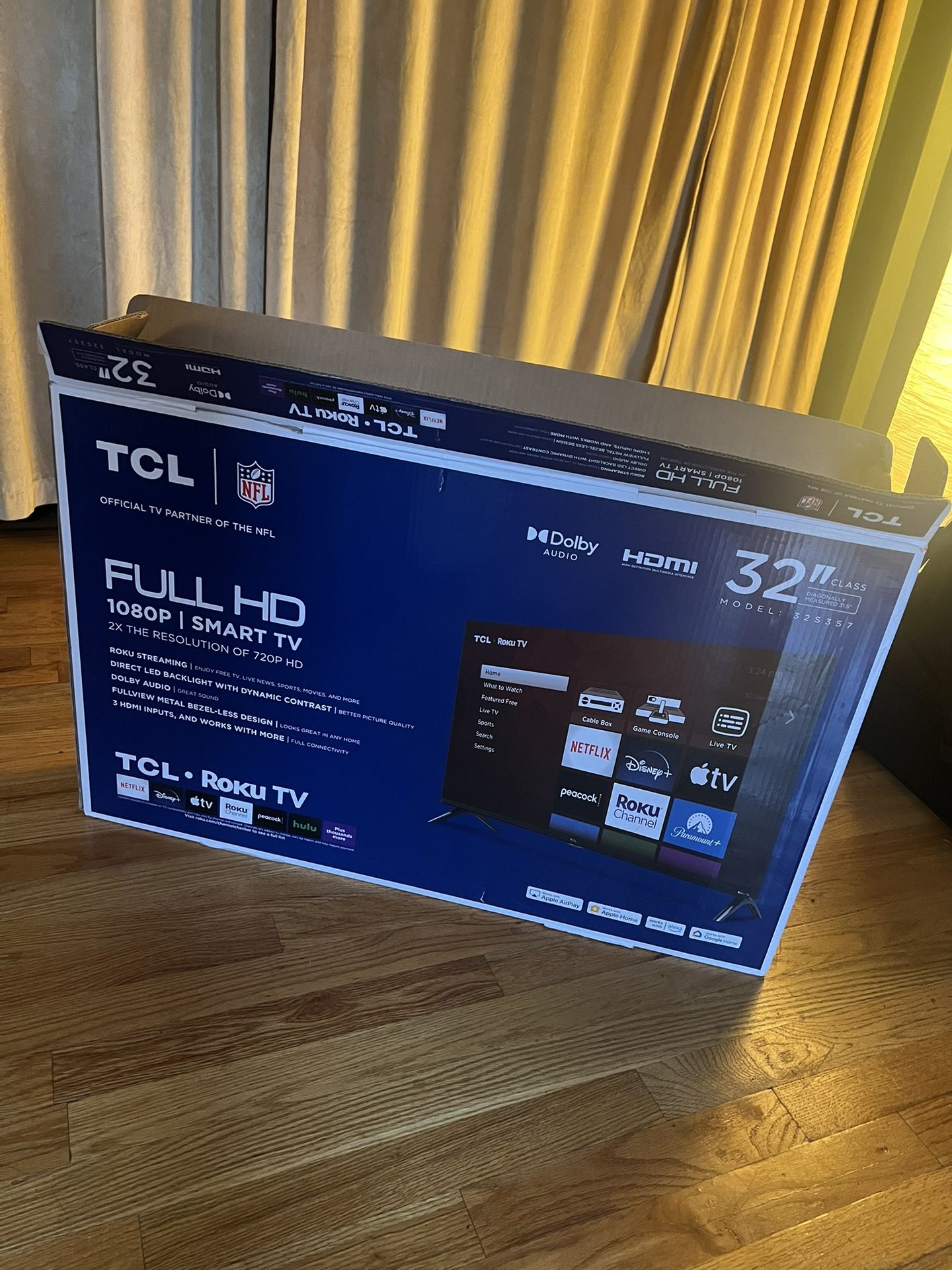 Roku 32" Select Series 720p HD Smart Roku TV with Roku TV Remote