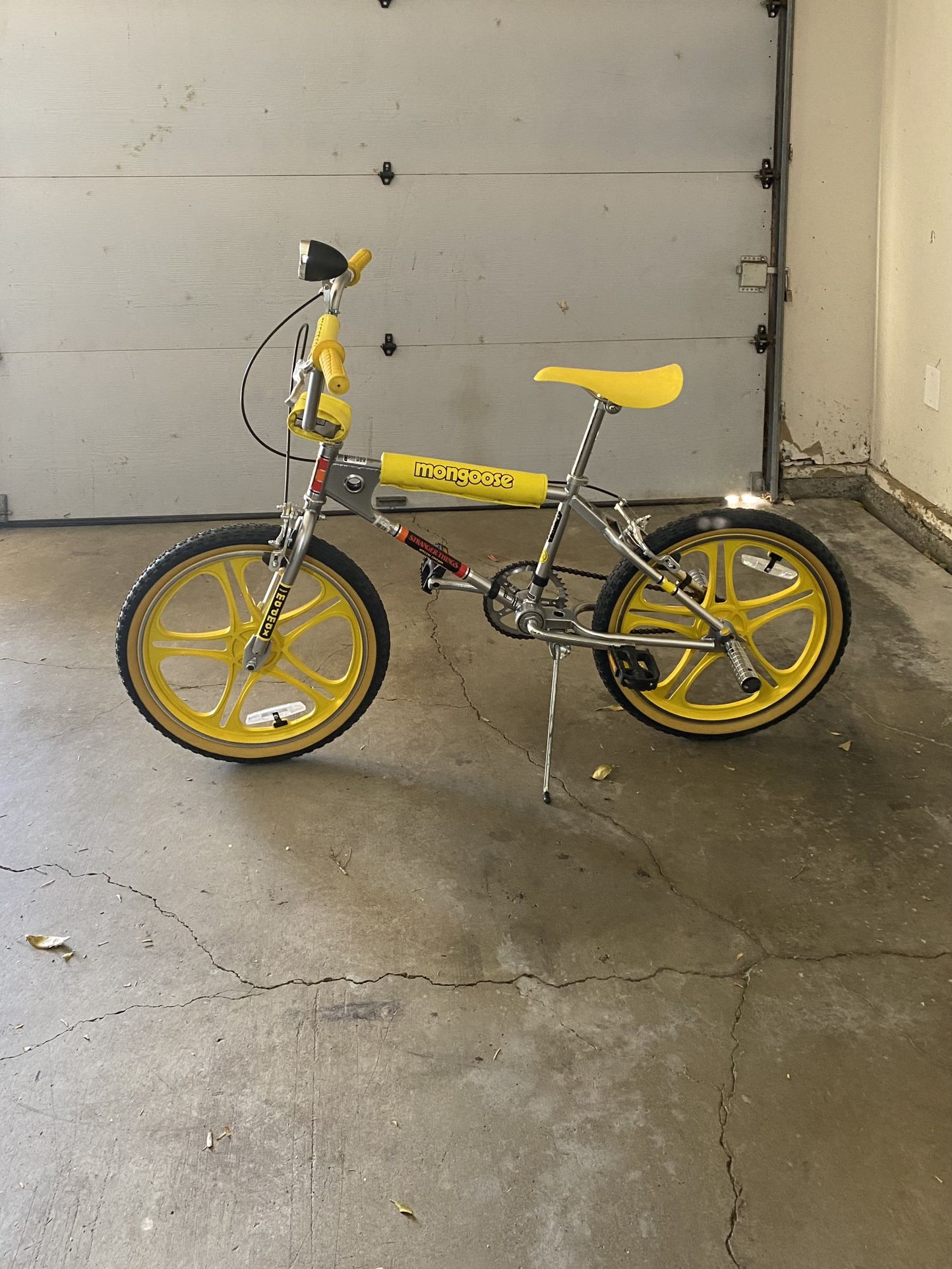 BMX MONGOOSE STRANGER THINGS MAD MAX BIKE