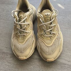 Adidas Women’s Shoe