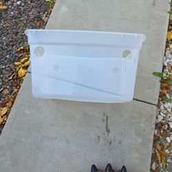Plastic Bins 2,50$ (AURORA)