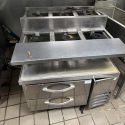 Gas Range + Chef Base Drawer
