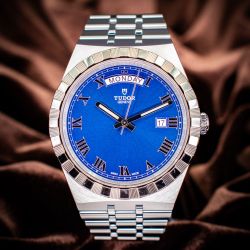 Tudor Royal 41mm Blue Dial Steel Metal Bracelet Box And Papers Good Condition  - M28(contact info removed) 