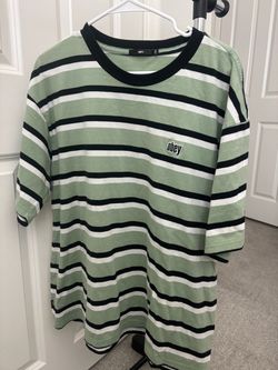 Men’s OBEY shirt
