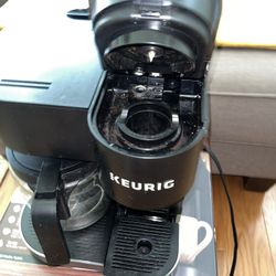 Kuerig Coffee Pot (Parts Or Repair)