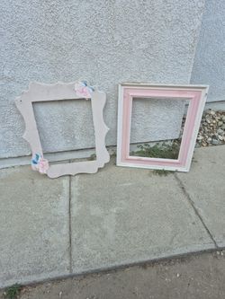 FREE-Pink Large Frames