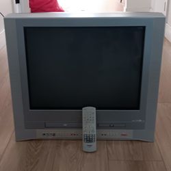 24" Toshiba MW24FN3 CRT TV Combo 