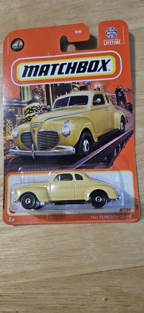 1/2 Matchbox 1941 Plymouth Coupe