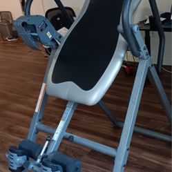 Innova Inversion Table