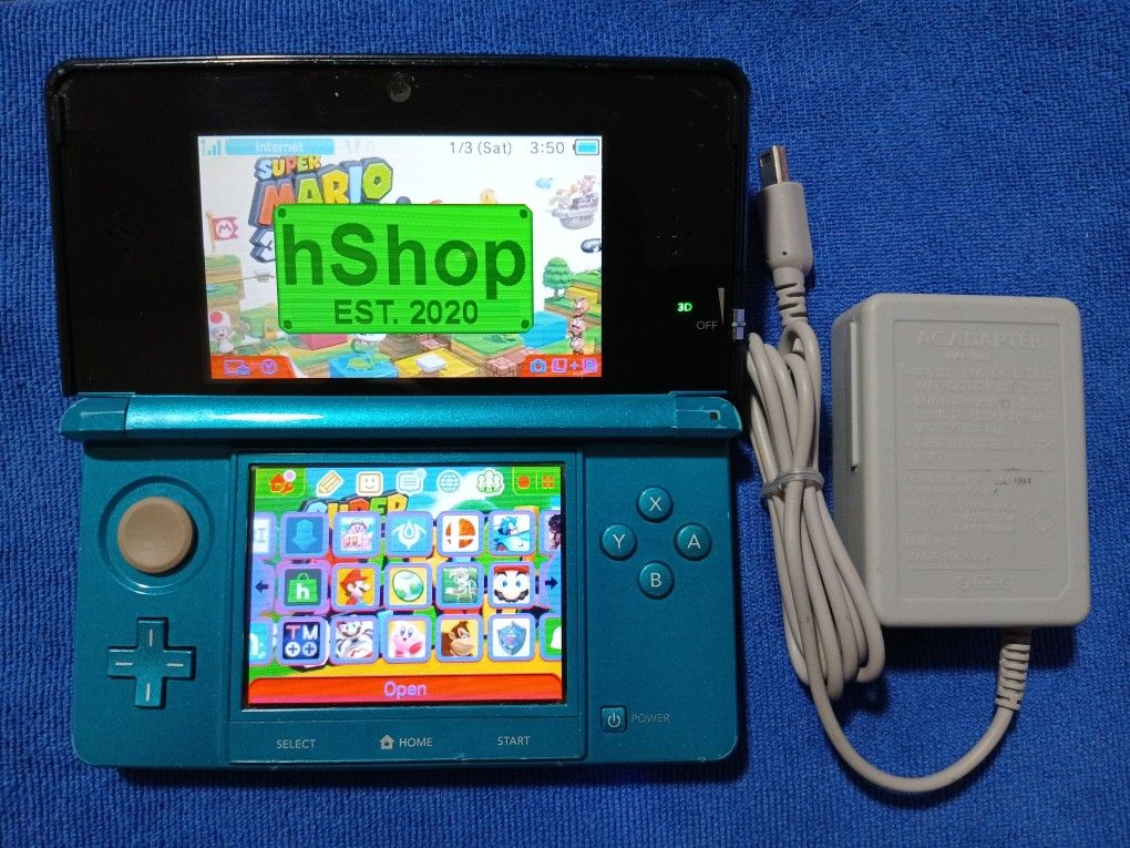 Nintendo 3DS Blue With Charger And Games Inside 