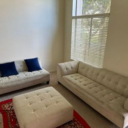 Moving Out - Sofa Ottoman + 3 Seats + 2 Seats 