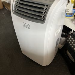 Portable Black & Decker AC Unit