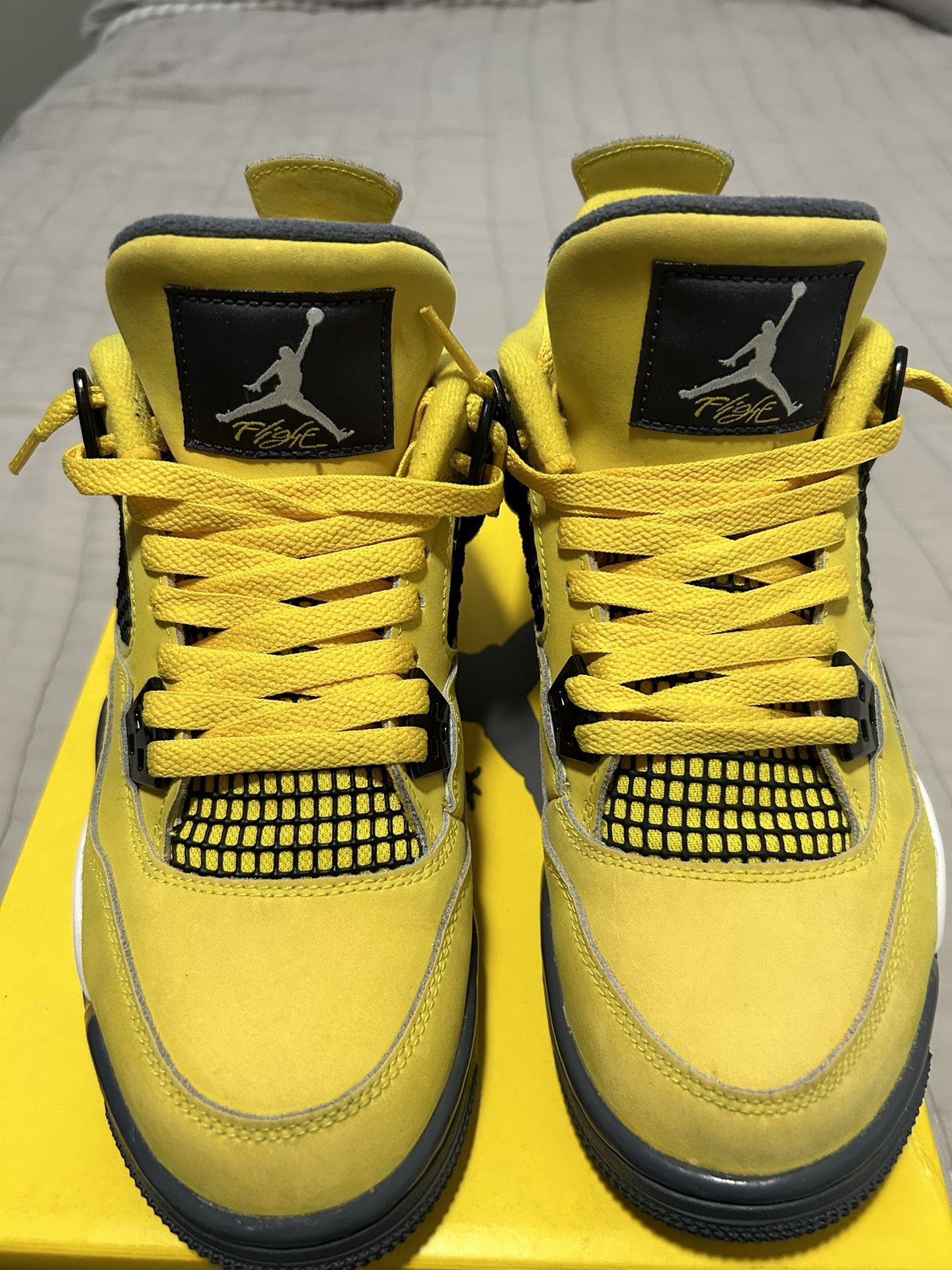 Air Jordans 4 Retro Lightning  Shoes