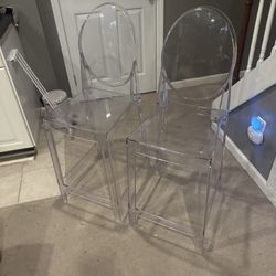 4x Clear Acrylic Barstools 