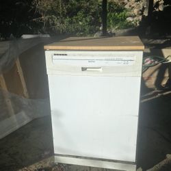 Maytag Rolling Dishwasher
