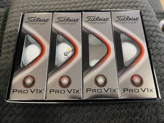 8 boxes of Titlest Pro Vix
