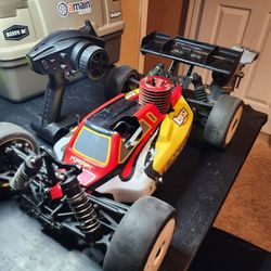 RC Nitro Losi Eight Buggy!! 