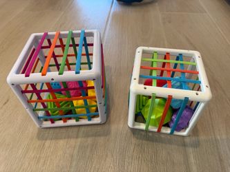 Fine motor skill toys