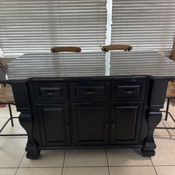 Large free-standing Island