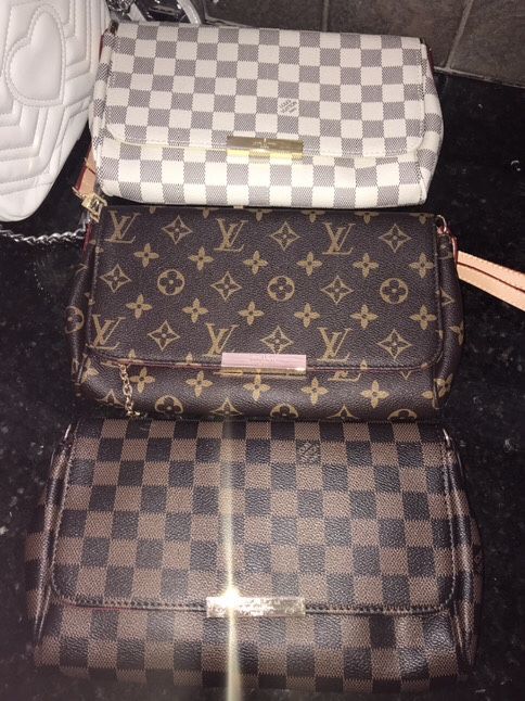 Crossbody Bags! Purse