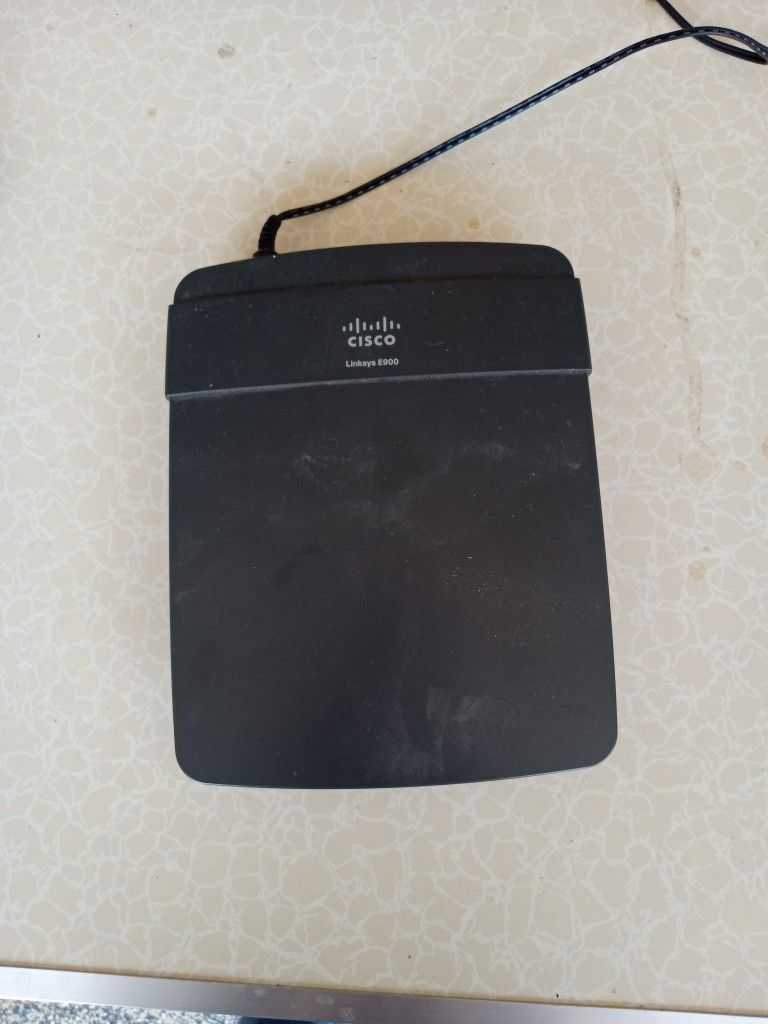 Cisco Linksys R900 Hub