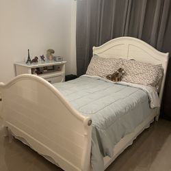 White Bedroom Set
