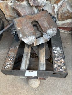 Fifth wheel tow hitch