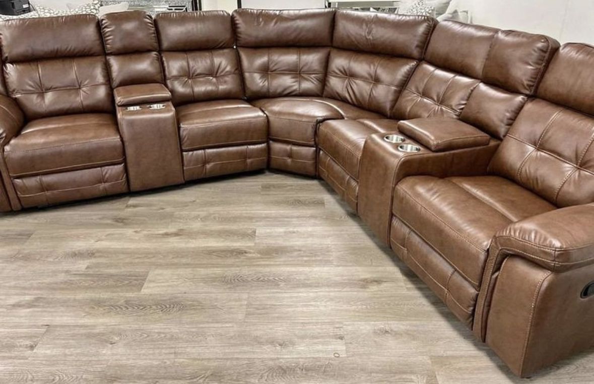 NEW IN BOX - Jacob Sectional Recliner Set 