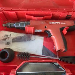Hilti DX2 USED plus NEW 1000 Hilti .27 Caliber Shots And Fasteners 