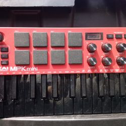 Akai MPK Mini MIDI Keyboard Special Edition Red