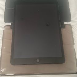iPad Model Number MW742LL/A 32gb
