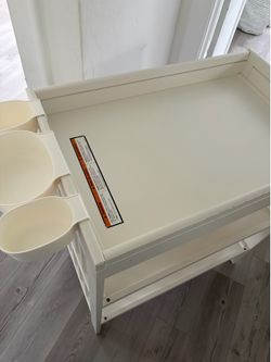 Changing table