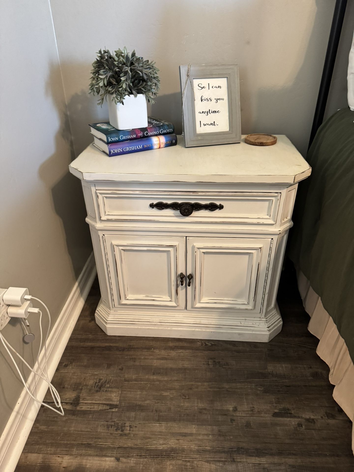 Antique Dresser And Night Stands
